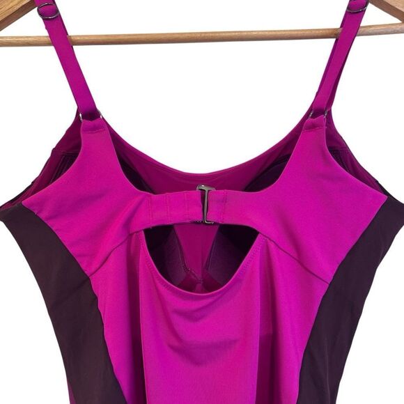 Athleta Coastline Bra Cup Tankini Top in Electric Fuchsia Size 32 D/DD - Picture 4 of 6